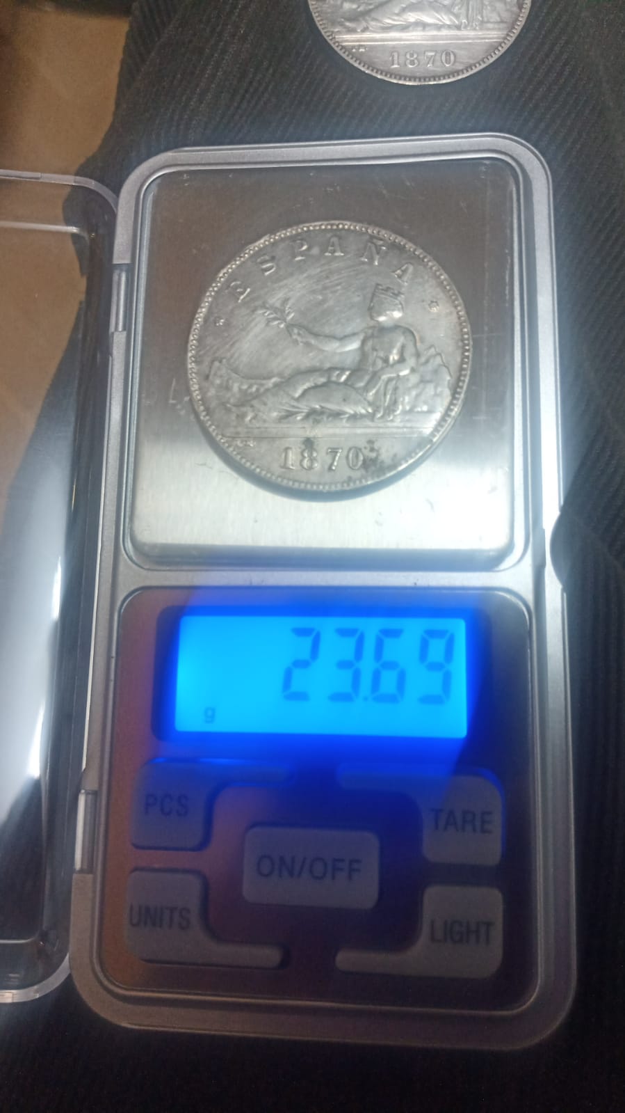 moneda 1870 *69